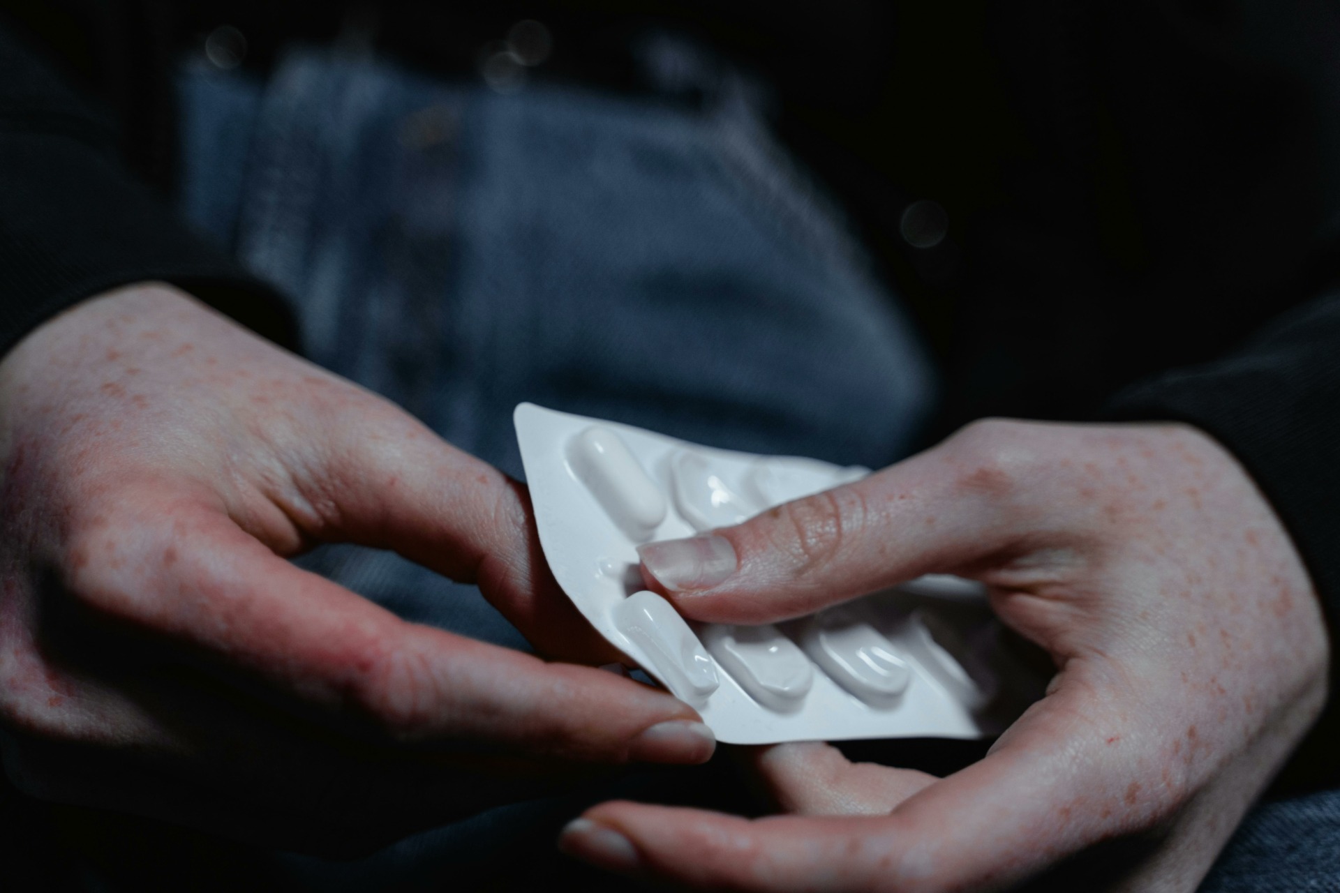 Supplements for Healthy Aging: What Works and What Doesn’t
