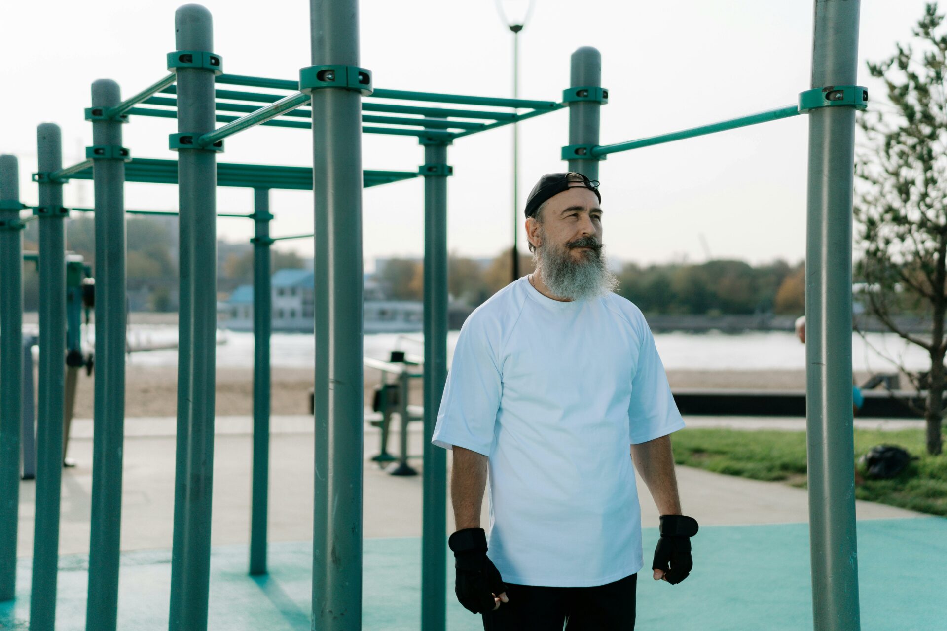 Outdoor Fitness: Discovering Bodyweight Training Equipment in Local Parks