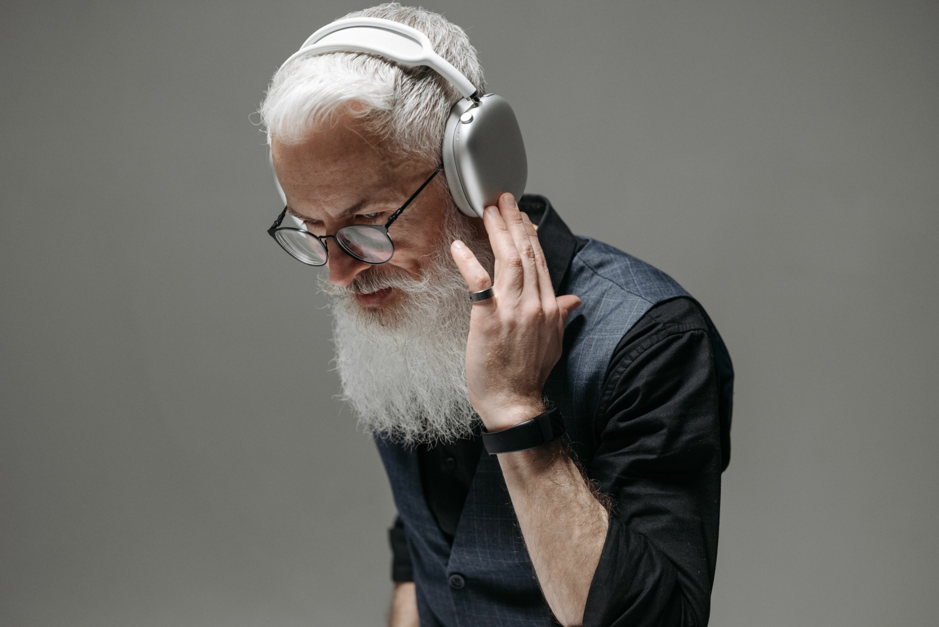 Protecting Your Hearing: A Guide for Over 60s